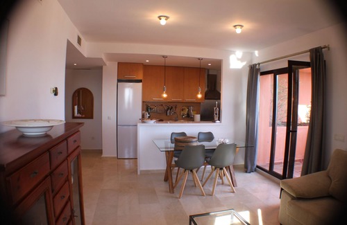 Estepona Appartement | Penthouse avec une vue spectaculaire près de la mer