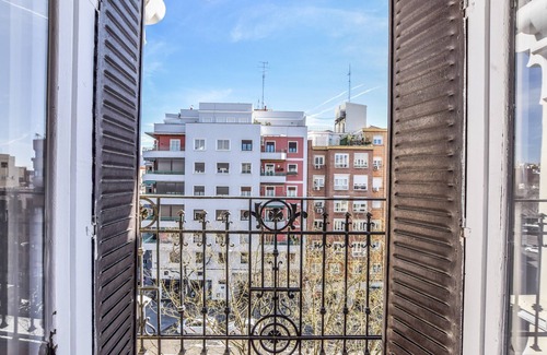 Las Acacias Appartement | Spectacular design apartment with balcony