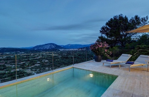 Urbanitzacio la Font Villa | Spectacular Pollensa House I Desirable Location | Corazon de Piedra | SeaViews | La Font