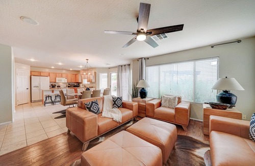San Tan Valley Maison | Spectacular Golf Getaway and Fun in the Sun in Johnson Ranch!