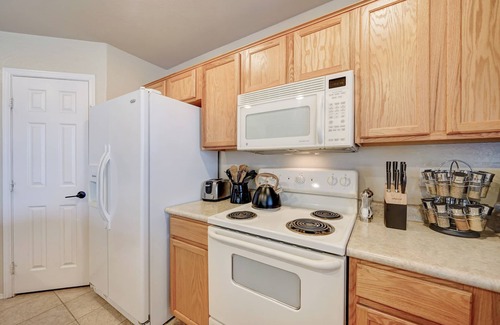 San Tan Valley Maison | Spectacular Golf Getaway and Fun in the Sun in Johnson Ranch!