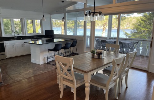 Rindge Maison | Spectacular lake house with private dock, beach area & gorgeous views