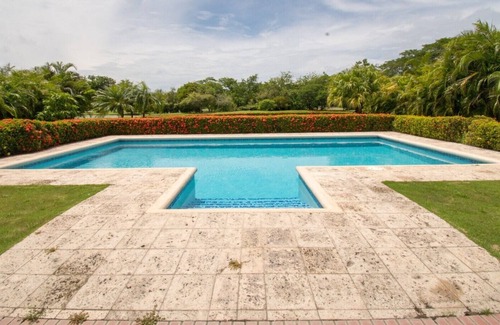 Playa Blanca Villa | Spectacular lake view villa in Decameron
