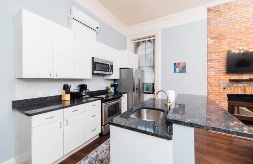 Allegheny-West Appartement | Spectacular Location - Walkable Entertainment
