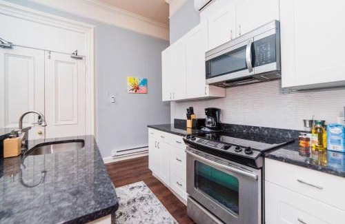 Allegheny-West Appartement | Spectacular Location - Walkable Entertainment