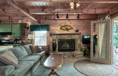 Pine Mountain Cabine | "Linger Longer" Cabine 2A - vues spectaculaires sur les montagnes, l'escapade parfaite!