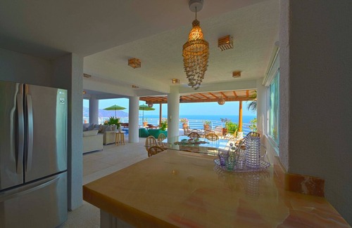 Caleta Maison | Spectacular Views From Casa Belza