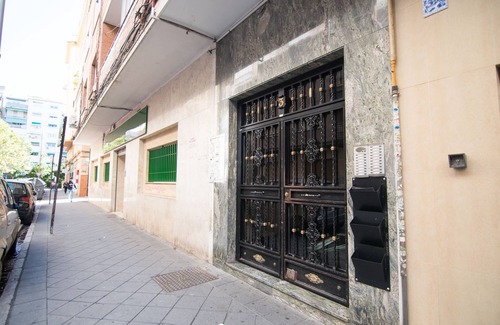 Beiro Maison | Spectacular newly renovated apartment in Granada, Caleta area.