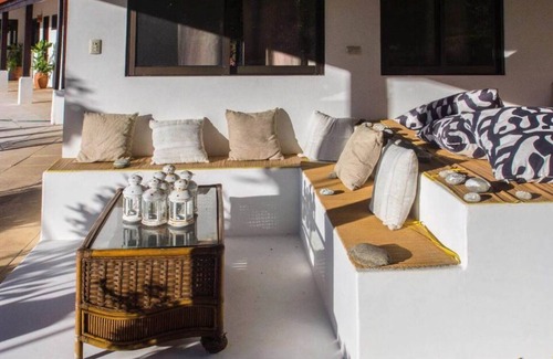 Ojochal Maison | Spectacular Ocean and Mountain Views in the hills above Ojochal