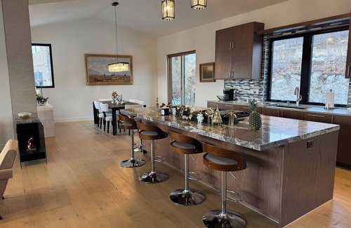 Hideout Maison | Spectacular Park City 4-bedroom home, with amazing Mountain and Lake views.