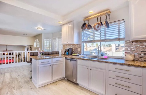 Green Valley North Maison | Spectacular spacious home with private pool