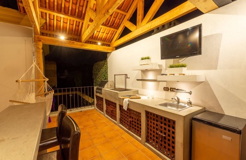 Antigua Guatemala Maison | Espectacular vista, jaccuzi, sauna, cancha de tenis,
