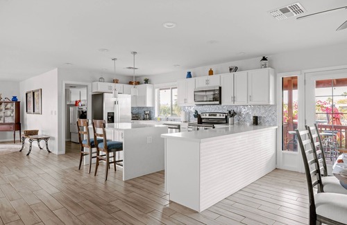Fountain Hills Maison | Confidentialité et vues. Récemment rénové et meublé. Taux bas pour les nouvelles inscriptions.