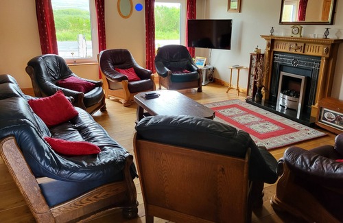 Dingle Maison | Vues spectaculaires, des kilomètres de plages, et des excursions en bateau, 4 étoiles de luxe Accueil
