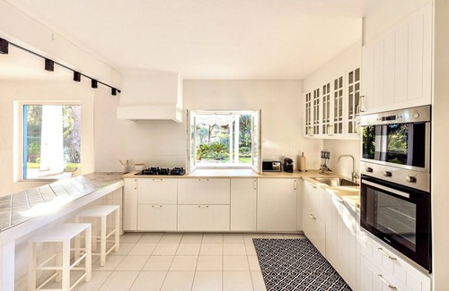 Almancil Maison | Spectacular Villa in Quinta do Lago - Private Pool, BBQ & 5-Star Concierge