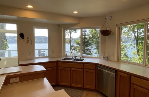 Vashon Island Maison | Spectacular Waterfront Refuge