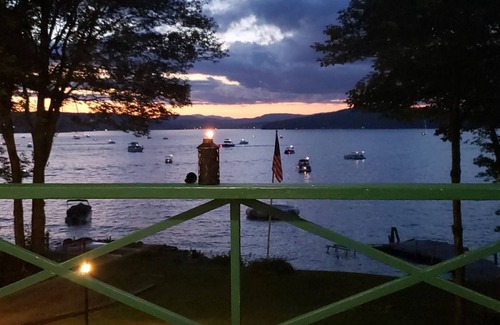 Laconia Maison | Spectacular Winnipesaukee Waterfront, Amazing Lake and Mountain Views, Huge Deck