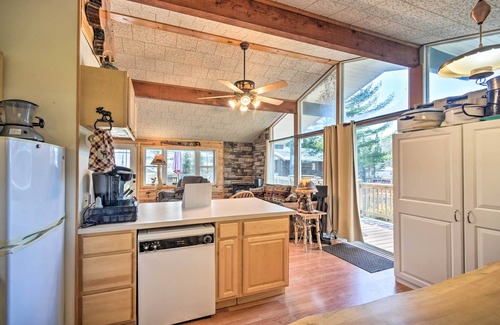 Speculator Cottage | NOUVEAU! Cozy Speculator Cottage ~ 2 Mi to Ski Resort!