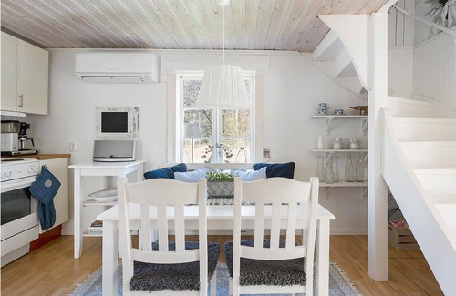 Finnerodja Maison | Spend a relaxing vacation in this comfortable vacation home in a dream location on the lake.