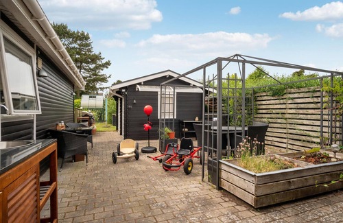 Store Kongsmark Maison | Spend a wonderful vacation in this beautifully situated vacation home close to nature.