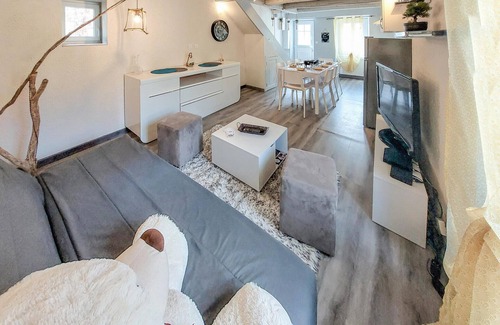 Saint-Floret Maison | Spend an unforgettable vacation in this vacation home.