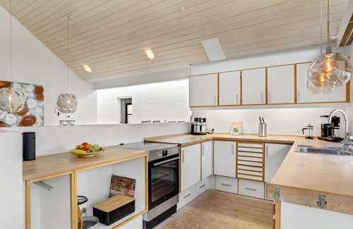Kjellerup Maison | Spend an unforgettable vacation in this inviting vacation home with wellness.