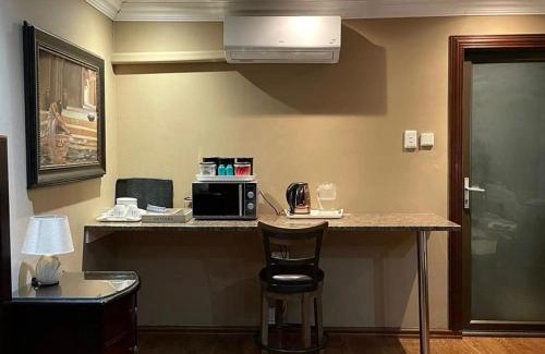 Middelburg Maison | Spies Villa - Fast Wi-fi, Netflix and Generator