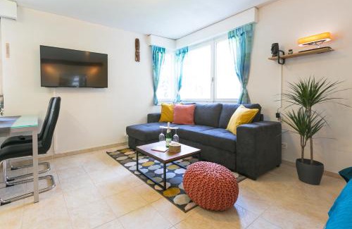 Engelberg Appartement | Spirit Apartments - Studio 1 und 2 - Küche - Parkplatz