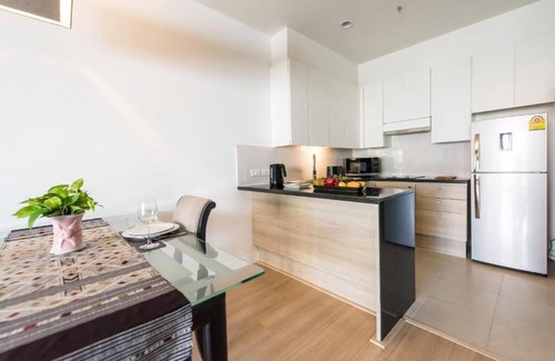 Thung Maha Mek Copropriété | SPL 1 Br/ Serviced/ Monthly