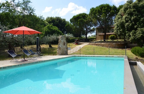 Gualdo Cattaneo Villa | Splendide villa privée pour 12 personnes avec piscine et oliviers