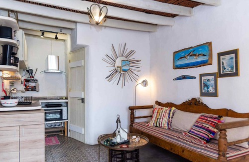 Mirsini Maison | Splendide maison avec vue sur la mer, confortable avec une grande terrasse sur le toit