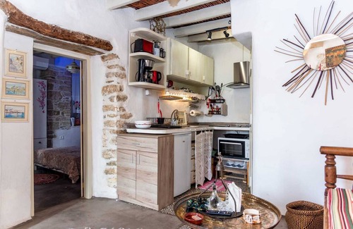 Mirsini Maison | Splendide maison avec vue sur la mer, confortable avec une grande terrasse sur le toit