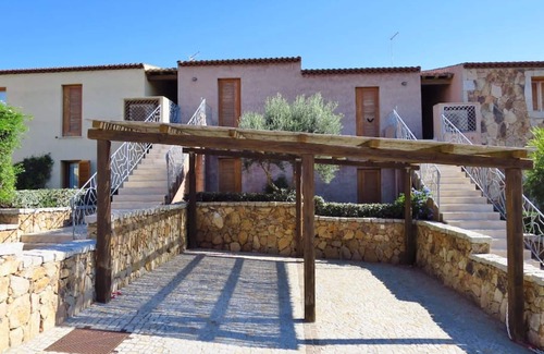 Porto Pozzo Appartement | Splendide Appartement Vue Mer (N ° 18)