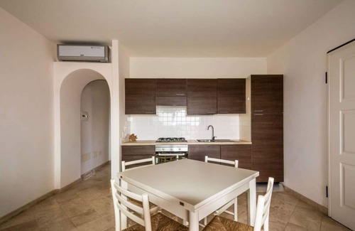 Porto Pozzo Appartement | Splendide Appartement Vue Mer (N ° 12)