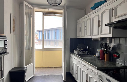 Sablon - Trudaine Appartement | Splendid T4 with balcony