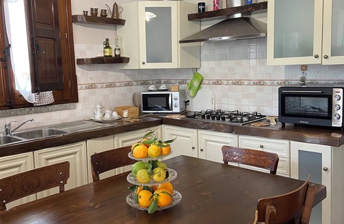 Reggio Calabria Appartement | Splendida casa vacanza a Reggio Calabria: comfort, stile, parcheggio, colazione!