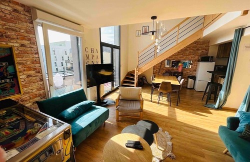Reims Appartement | Splendide ! Le loft ! | Gare | centre-ville