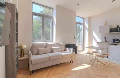 Ecully Appartement | Splendide studio, terrasse ensoleillée, Ecully