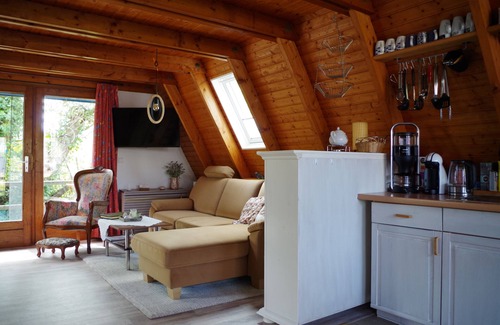 Detern Maison | Spökenkieker pet-friendly roof-only vacation home in Detern East Frisia