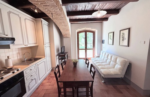 Poreta Autre | Spoleto Biofarm - 8 personnes - avec piscine d'eau salée - beau terrain exclusif