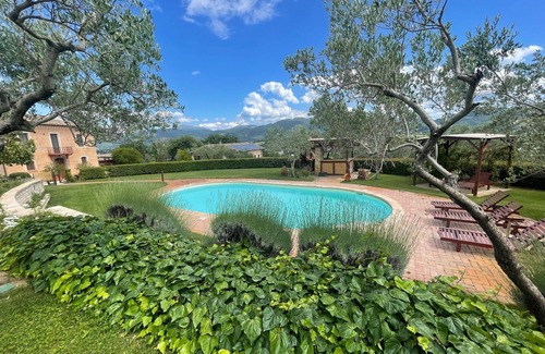 Spoleto Villa | Spoleto Tranquilita - studio de yoga - un sanctuaire de rêves et de paix