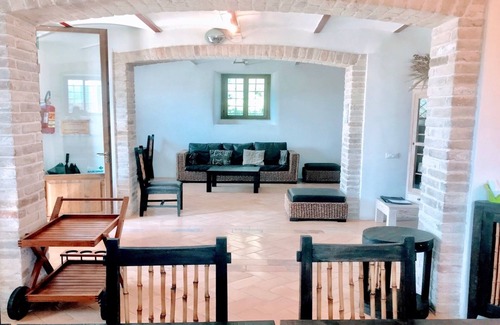 San Brizio Villa | SPOLETO TRANQUILITA + PISCINE. SLEEPS 20. ROME 1 HEURE