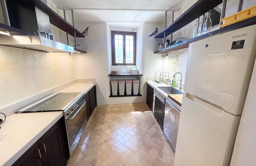 Spoleto Maison | SPOLETO TRANQUILITA + PISCINE. SLEEPS 20. SPOLETO CENTRE 15 MINS