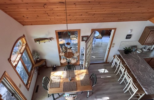 Spooner Cabine | Spooner Shores - Wooded, Lakefront Retreat