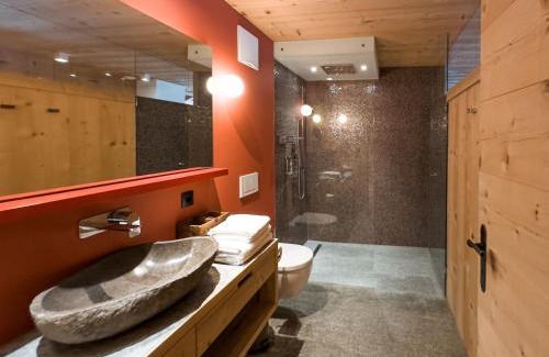 Uderns Appartement | SportLodge BIKE SUITE - Design Apartment with Shared Pool, Whirlpool & Sauna, presented by AlpenLuxus
