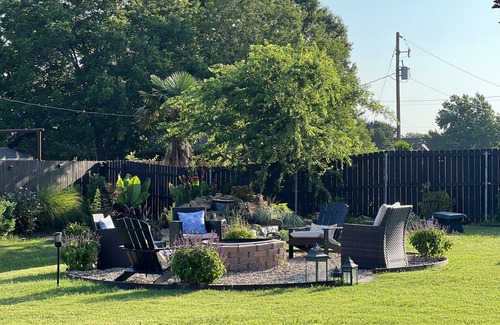 South Arlington Maison | Sports Fans - 15 min. from Dallas Cowboy Stadium and Six-Flags theme park