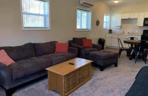 North Rose Cabine | Sportsmen's Lodge by Sodus Bay