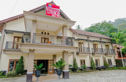 Briket Hôtel | SPOT ON 2448 Hotel Tlogorejo 2