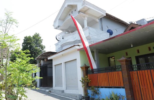 Blitar Hôtel | SPOT ON 93189 Rumah Berkah Syariah