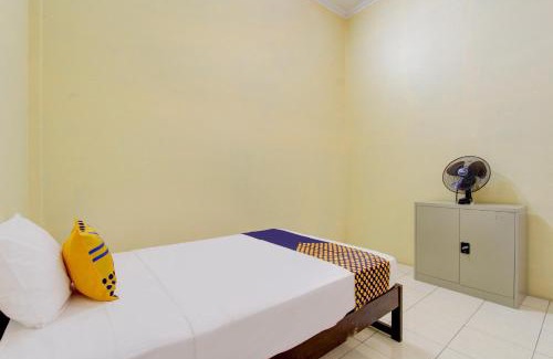 Klaten Hôtel | SPOT ON 93245 Guest House Mulia Dua Syariah